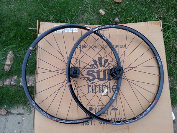 SunRingle Blackflag comp mountain bike مجموعة عجلات بدون أنابيب 1