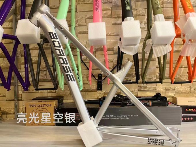 الصين بيع بالجملة 26x2.50 الألومنيوم 4x/Dirt قفزة الدراجة الإطار Hardtail Am 8
